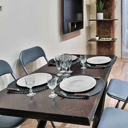 L'Appart Chic - Terrasse - Proche Lyon & Tram Вийёрбан Экстерьер фото